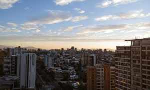 Precio de las viviendas en Chile sube 92% en 14 años y el acceso a financiamiento se vuelve más exigente